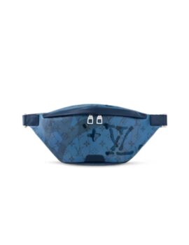 Discovery Bumbag Blue For Men 44 cm/ 17.3 in M22576